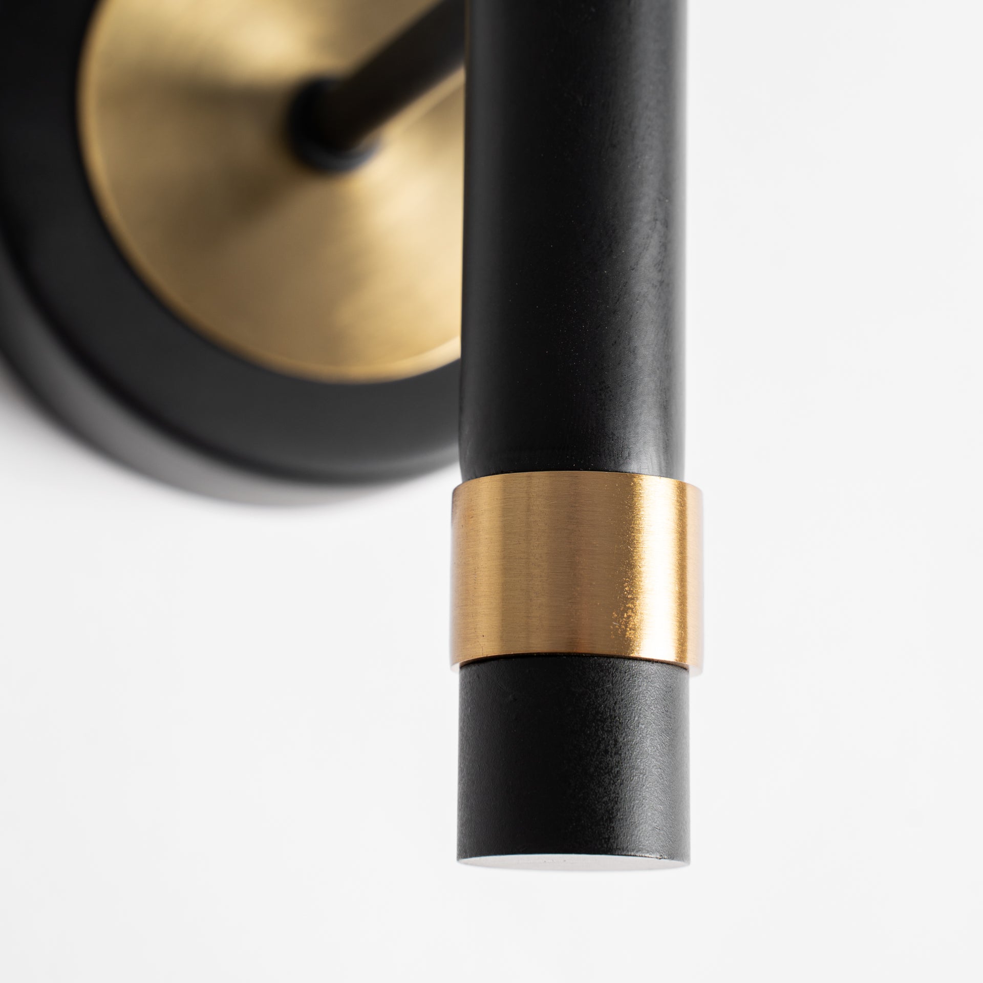 CLOE WALL LAMP